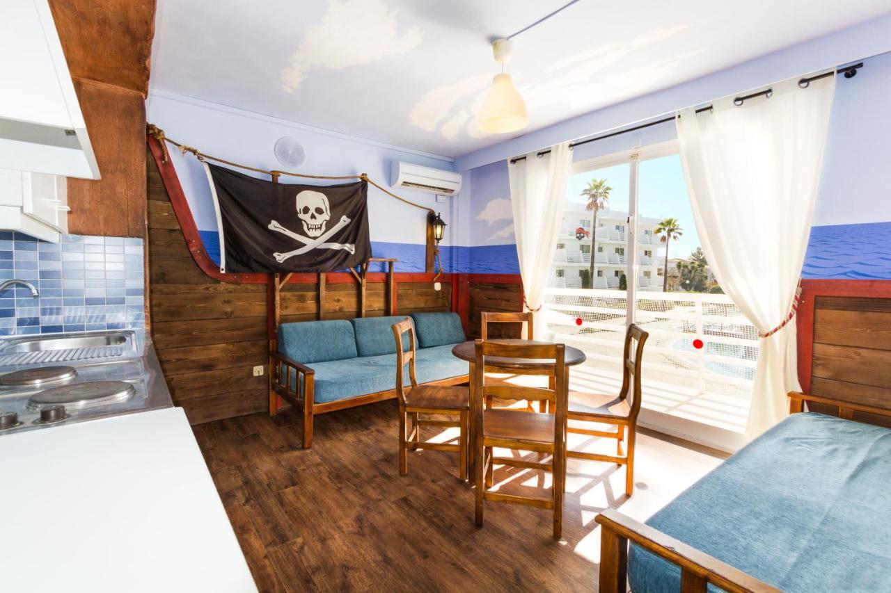 Pirates Village Santa Ponsa Dış mekan fotoğraf